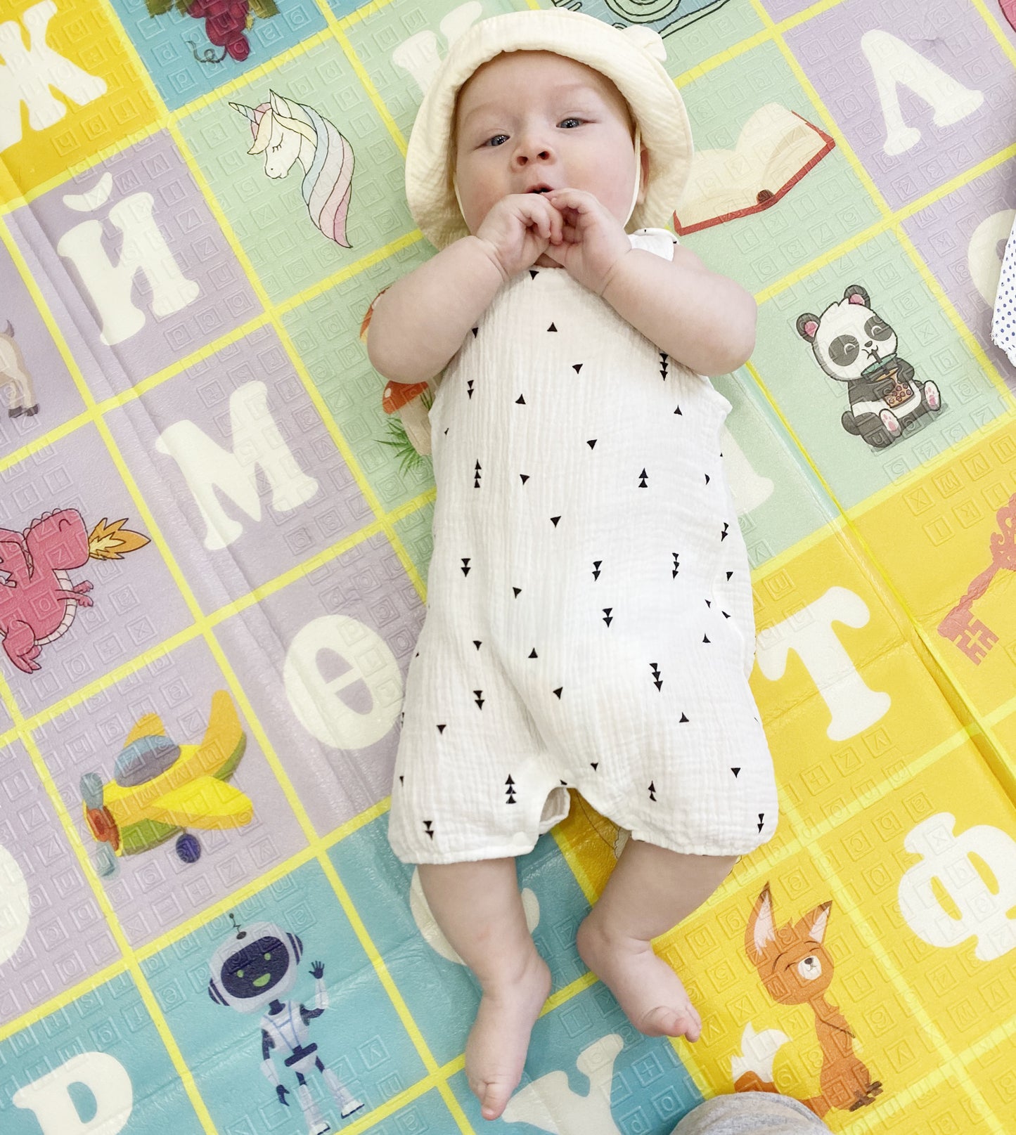 Barboteuse Bébé Sans Manches à Motifs Adorables - Mon Adorable Bébé