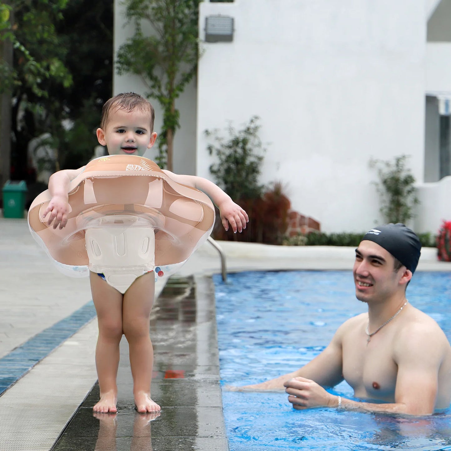 Bouée Gonflable à Ombrelle Anti UV pour Bébé | Sunsplash