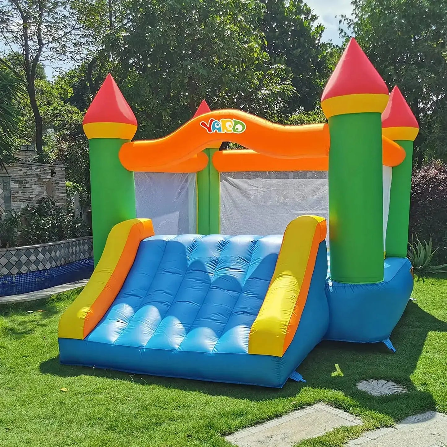 Chateau gonflable à glissière | SlideZone