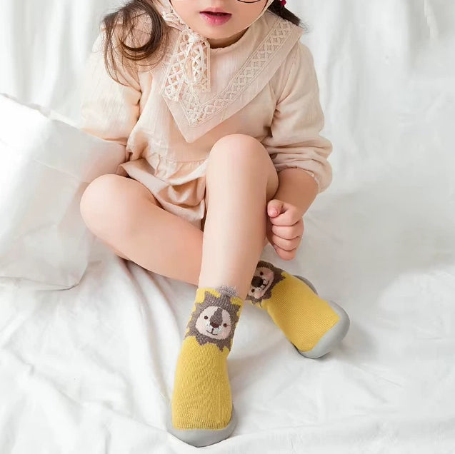 chaussure-bebe-de-marche-a-motifs-d_animaux-bebe
