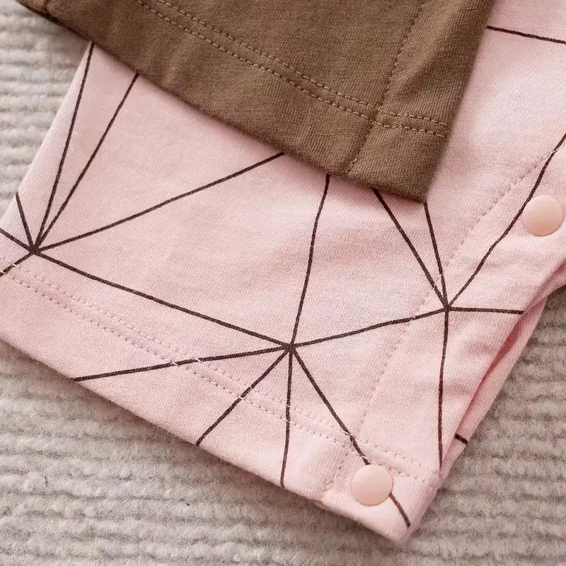 Barboteuse Tueur de Démons pour bébé Nezuko détails