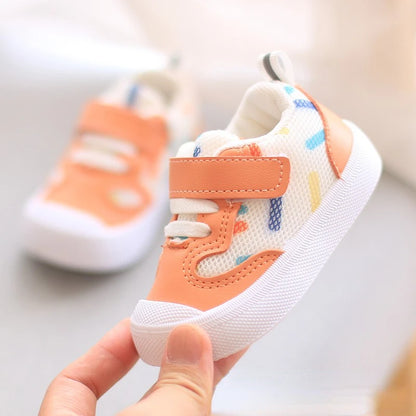 Chaussure bebe a fermeture velcro orange