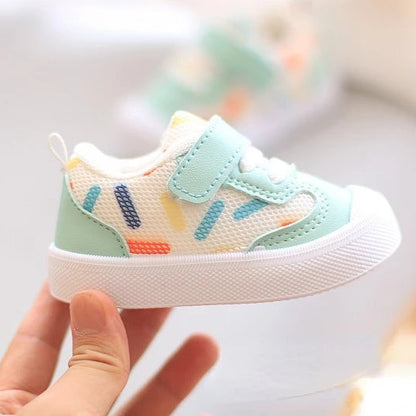 Chaussure bebe a fermeture velcro vert bebe