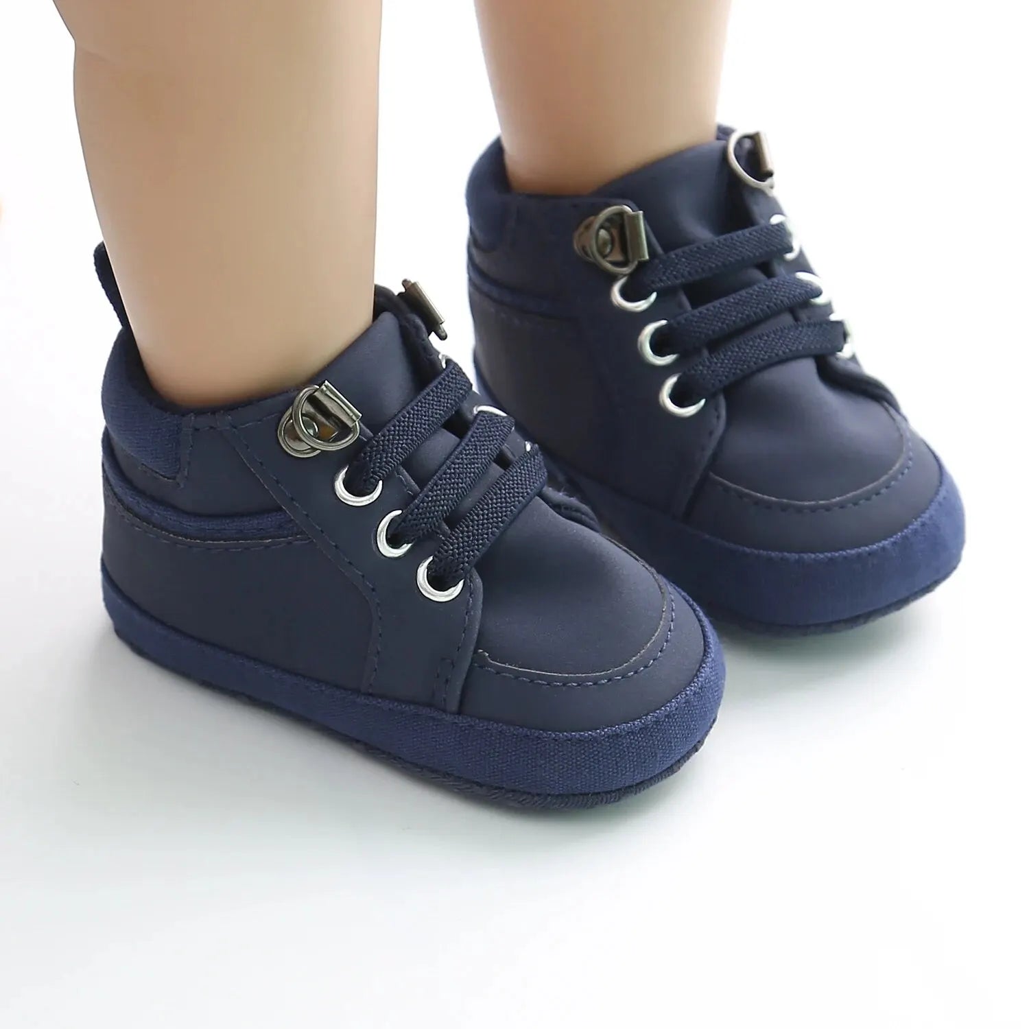 chaussure bebe en cuir bleu