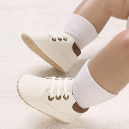 Chaussure bebe en cuir solide | CozyWalk