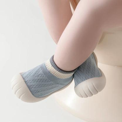 chaussure bebe souple a maille respirante bleu bebe