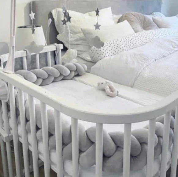Bébé Maternity - tour de lit bébé - tressé - protection tête de